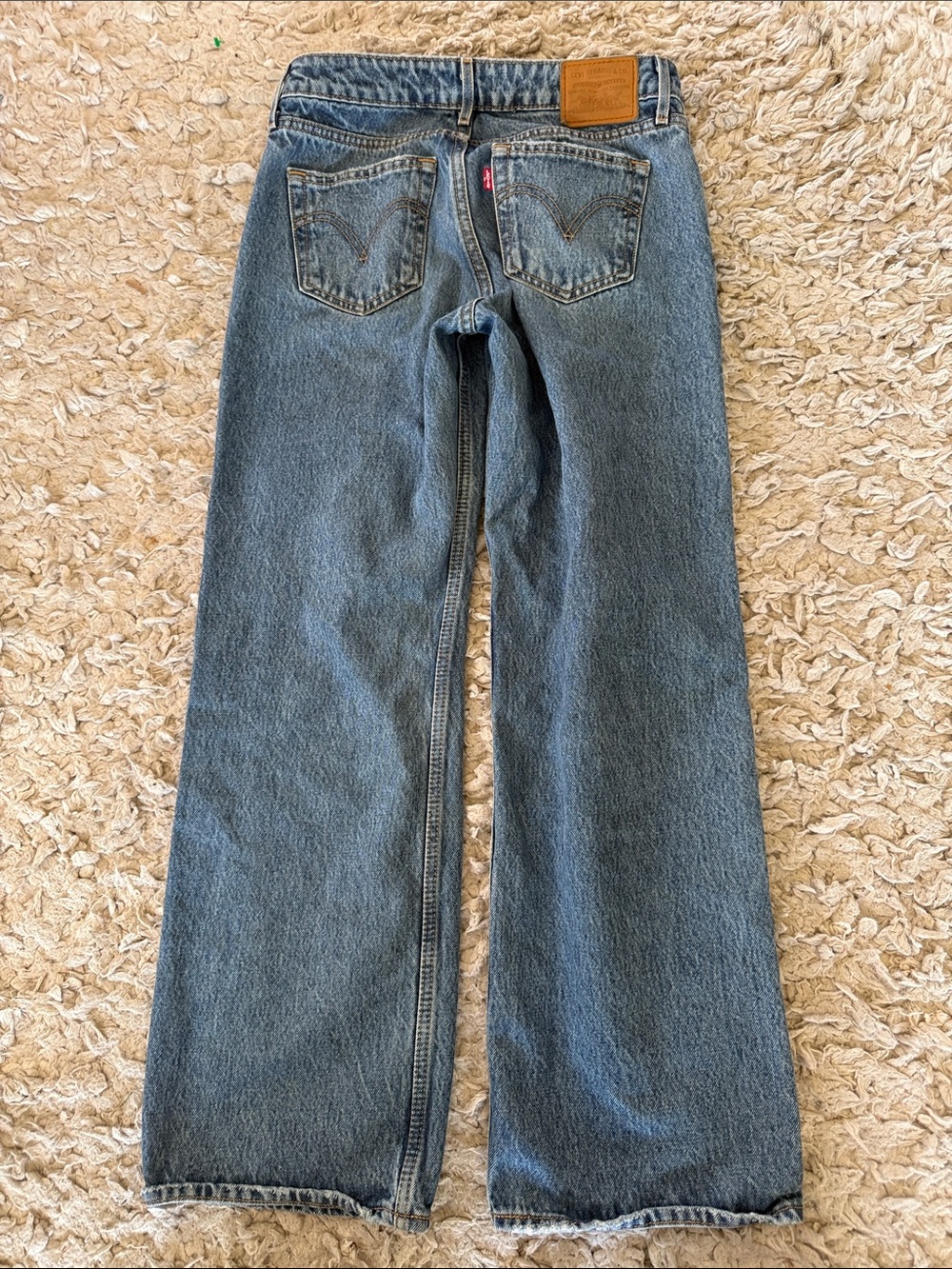 Levi’s Premium Low Loose Jeans Women’s 25 Medium Wash Wide Leg Baggy Denim - Picture 14 of 16